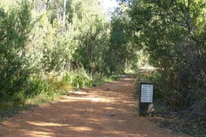 The trail near Wooloroo displaying a distance marker