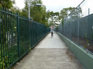 Cycleway adjacent to Harris Park Railway Station (Apr 2015)