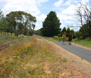 The trail is fine for walking but take plenty of water on hot days [2009]
