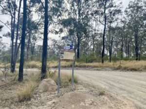 Well-marked turn off to the Link Track to Nanango and Kingaroy [2025]