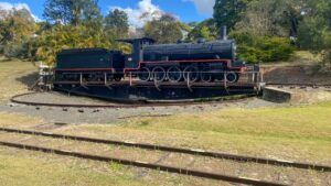 Imbil Station turntable now has a pristine steam locomotive on it [2024]