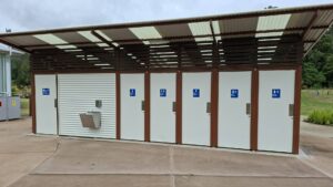 Facilities at Finch Hatton trail head [2025]