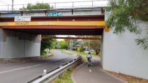 Street section between East Camberwell and Hartwell stations [2020]
