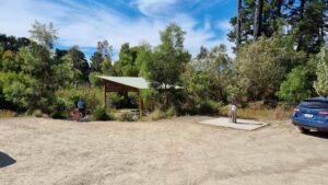 Bike repair station and information shelter at Red Hill [2021]