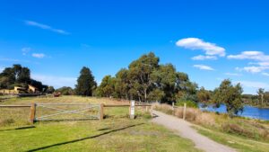 The railway station (left) and Lake Lorne border the trail at Drysdale [2021]