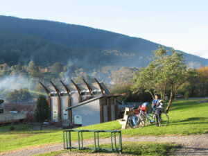 Trailhead at Warburton overlooks the town and Yarra River [2022]