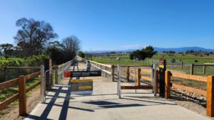 There's a gently sprung gate on the northern side of McIntyre Lane to slow riders [2025]