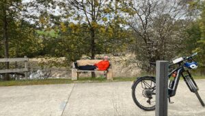 Resting in style on the Eric Cumming memorial bench before the Black Spur [2025]