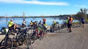 Picnic area on causeway of a full Lake Eppalock. [Garry Long, 2023]
