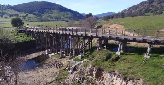 Opening of the Dry Forest Creek bridge at Tallangatta in Victoria